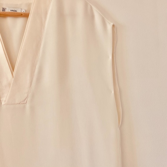 VINCE Ivory/Cream Sleeveless Tunic Blouse - Picture 6 of 13